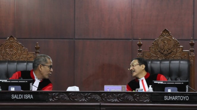 Suhartoyo, Sidang Putusan Syarat Usia Capres-cawapres di Mahkamah Konstitusi